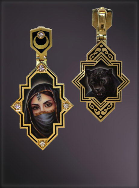 Islamic jewelry, gold pendant.